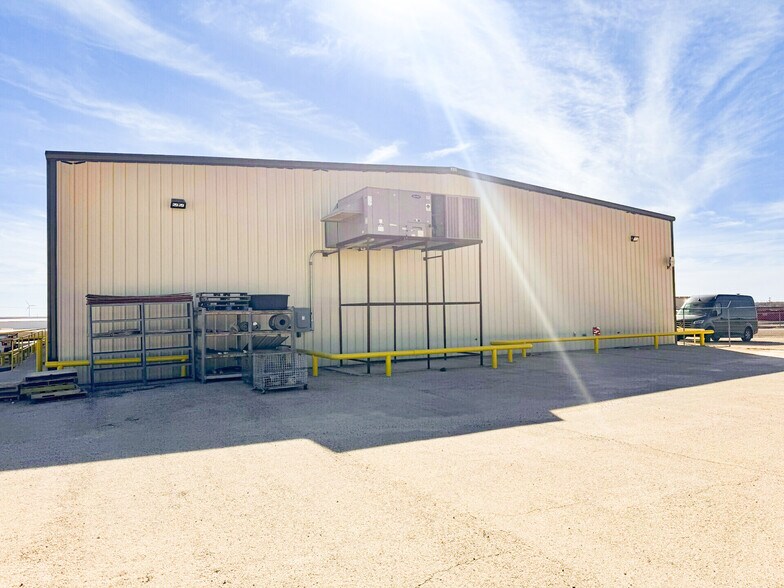 More Photos Of 410 Colorado Ave, Big Lake Industrial For Sale