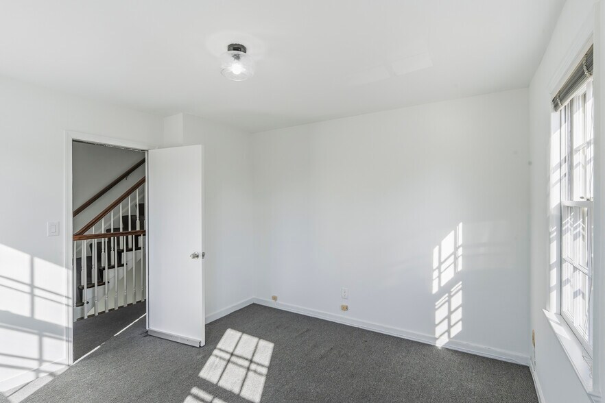 More Photos Of 801-809 Franklin St, Alexandria Loft Creative Space For Lease