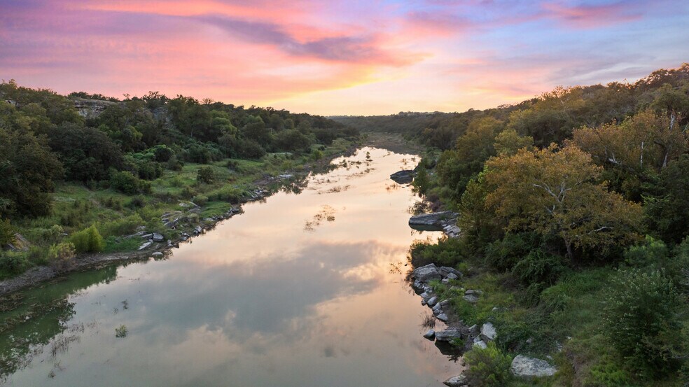 More Photos Of 5229 Hupedo Ranch Rd, Spicewood Specialty For Sale