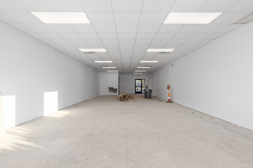 More Photos Of 1010 Cesar E Chavez Ave SW, Grand Rapids General Retail For Lease