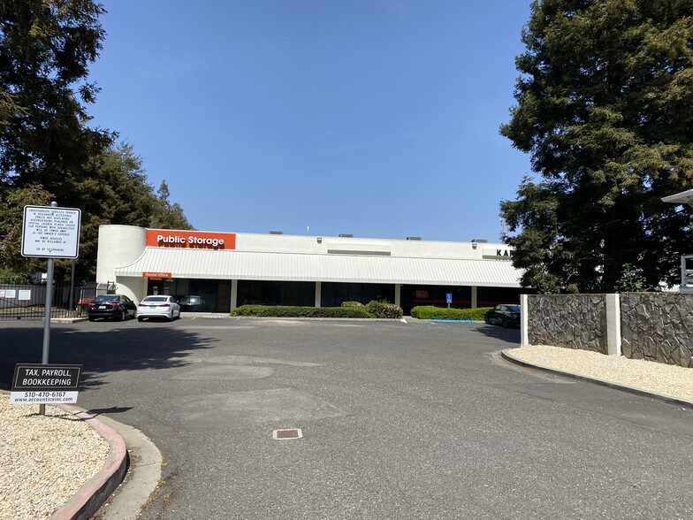 Primary Photo Of 33476 Alvarado Niles Rd, Union City Unknown For Lease