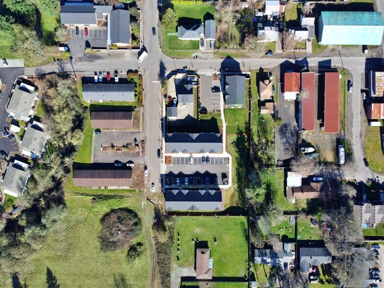 More Photos Of 219-221 SE Clark Ave, Battle Ground Apartments For Sale