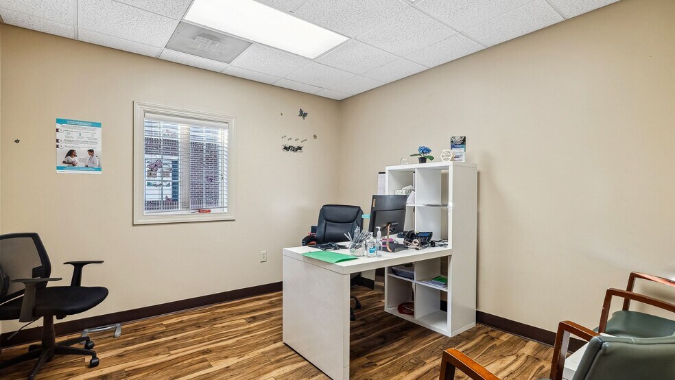 More Photos Of 2149 Valleygate Dr, Fayetteville Medical For Sale