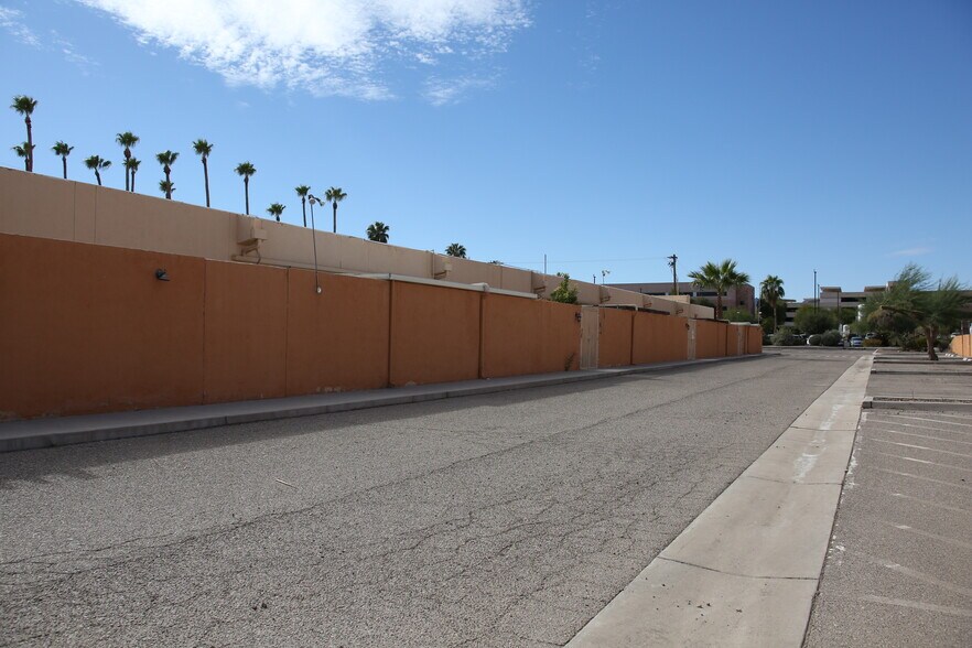 More Photos Of 502 N Silverbell Rd, Tucson Rehabilitation Center For Sale