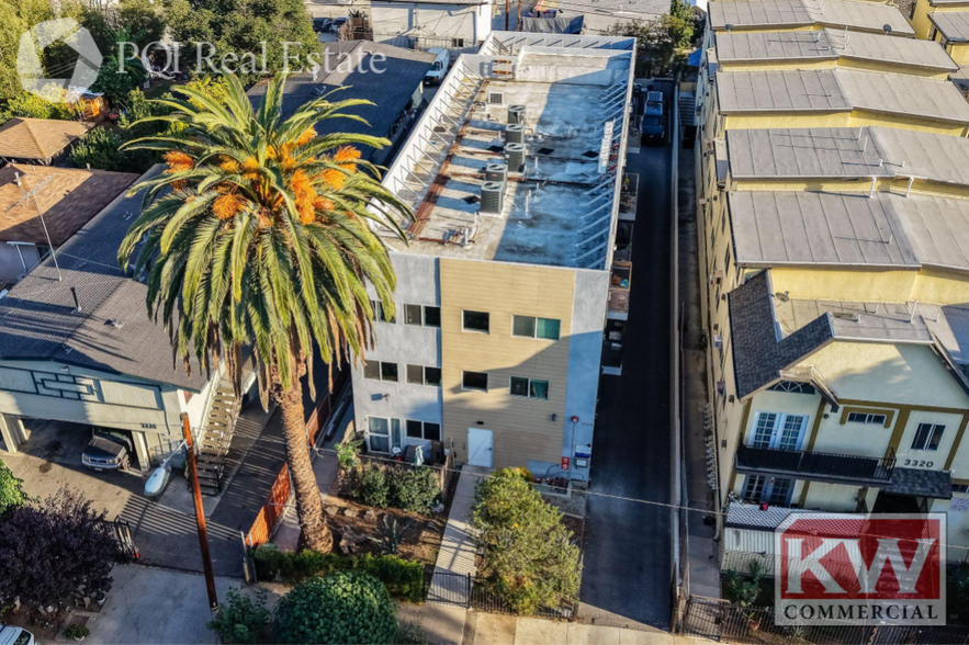 More Photos Of 3324 N Chapman St, Los Angeles Apartments For Sale