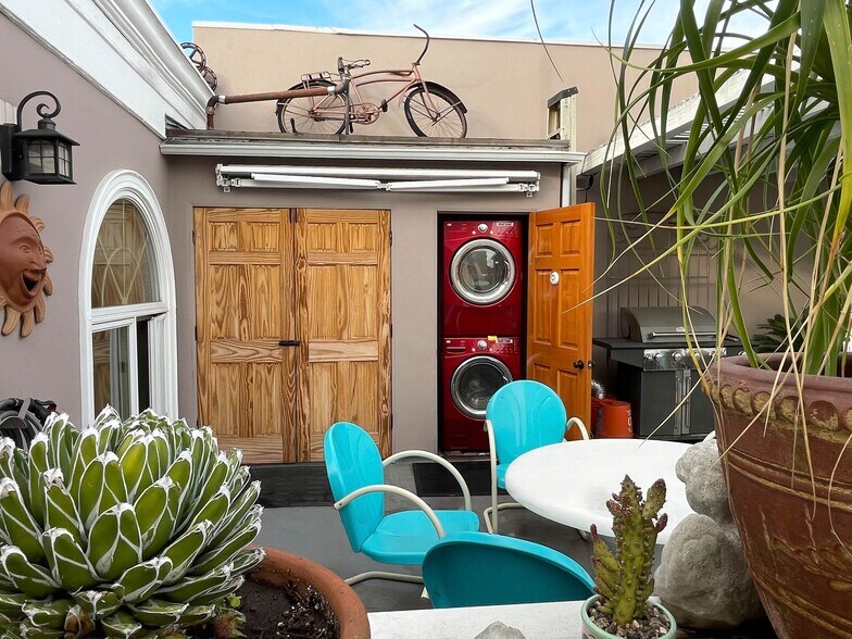 More Photos Of 6738 Greenleaf Ave, Whittier Storefront Retail Office For Sale