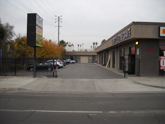 More Photos Of 1286 S E St, San Bernardino Freestanding For Lease
