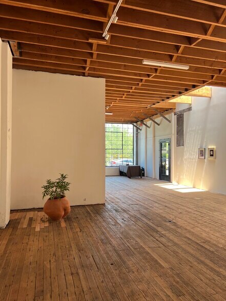 More Photos Of 1632-1634 W Temple St, Los Angeles Storefront For Lease