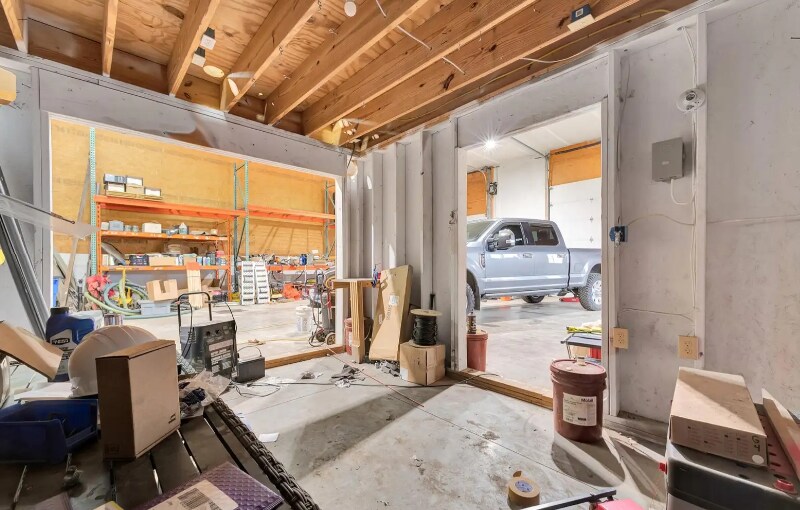 More Photos Of 10601 Bennett Dr, Morrice Warehouse For Sale