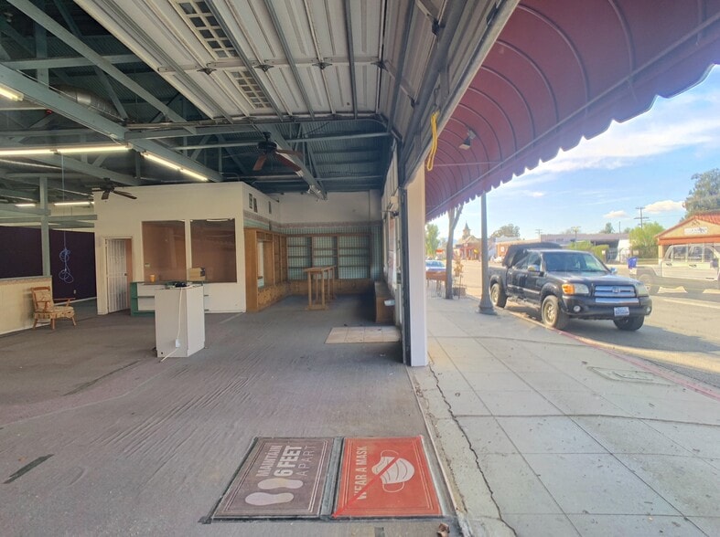 More Photos Of 734 Main St, Ramona Warehouse For Sale