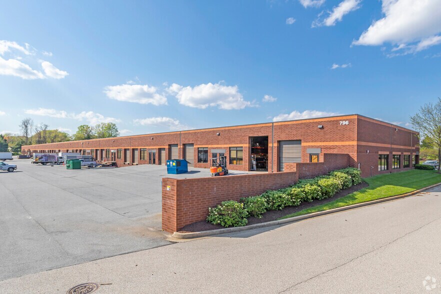 More Photos Of 910 Cromwell Park Dr, Glen Burnie Unknown For Lease