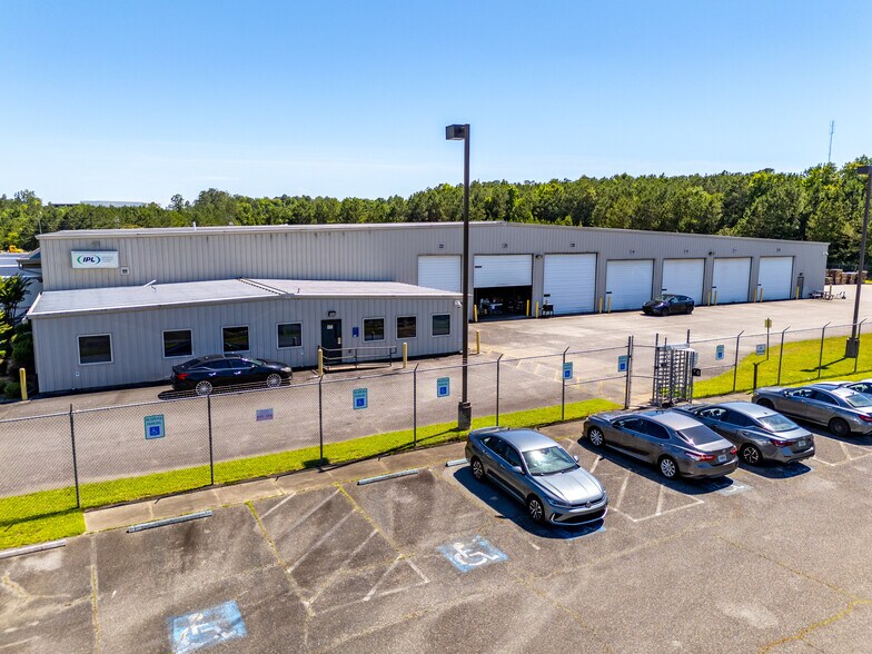 More Photos Of 244 Mercer Jct, Macon-Bibb Distribution For Sale