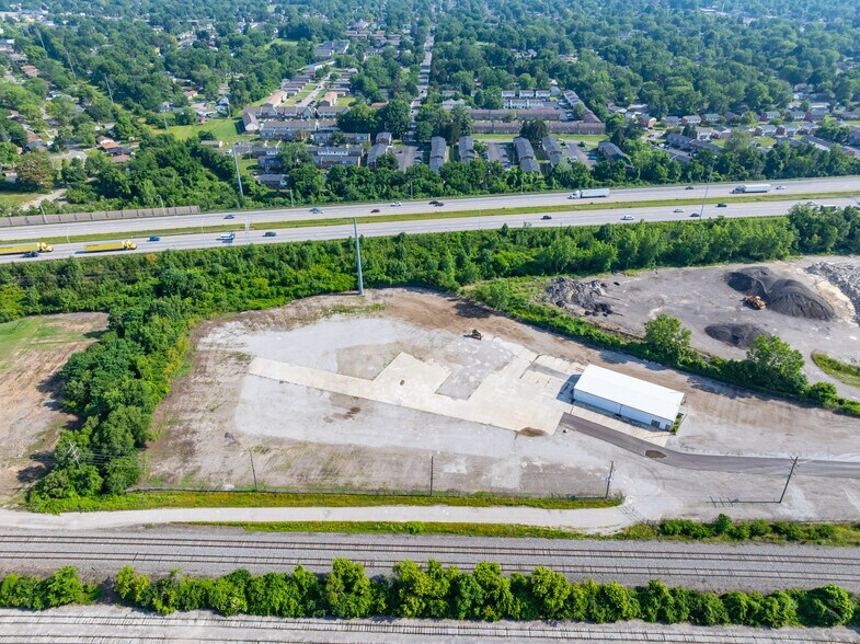 More Photos Of 4100 Truro Station Service Rd, Columbus Manufacturing For Sale