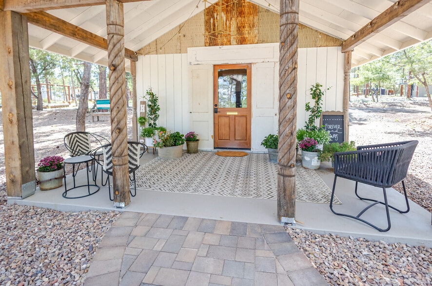 More Photos Of 6385 W White Mountain Blvd, Lakeside Lodge Meeting Hall For Sale