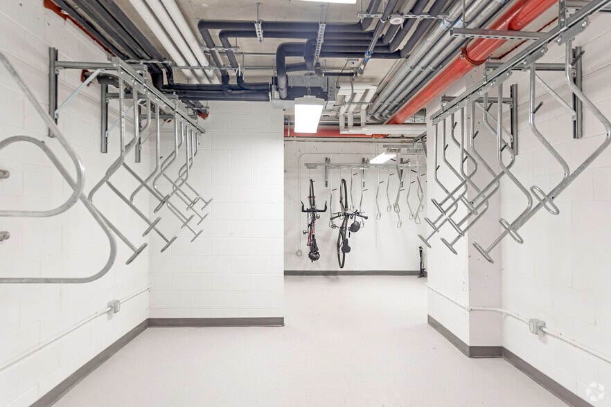 More Photos Of 2551-2555 Broadway, New York Apartments For Lease