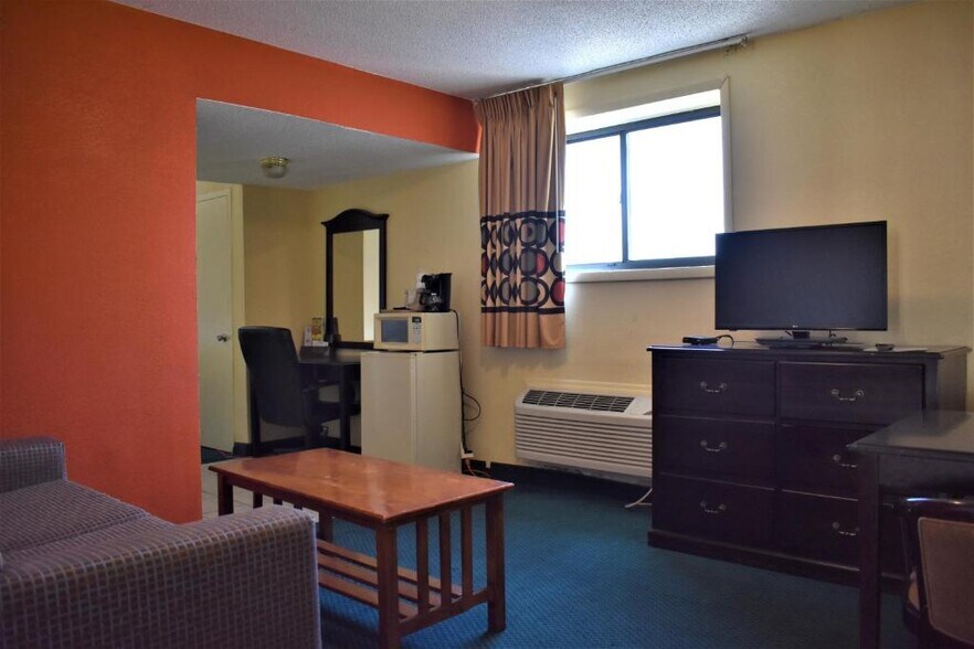 More Photos Of 175-181 S Tennessee Ave, Atlantic City Hotel For Sale