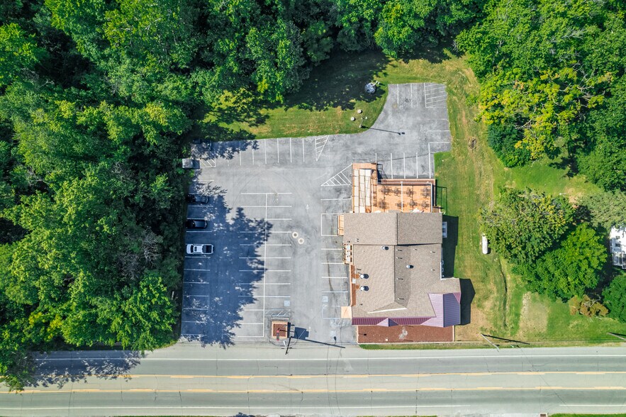 More Photos Of 5626 W Lincoln Hwy, Parkesburg Restaurant For Sale