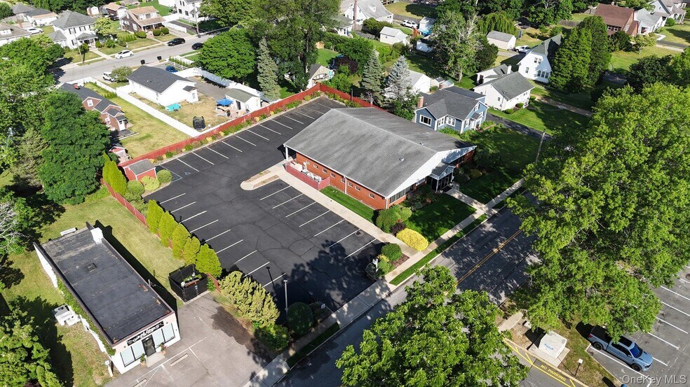 More Photos Of 225 Howell Ave, Riverhead Office For Sale