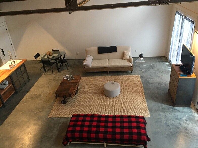 More Photos Of , Hudson Unknown For Sale