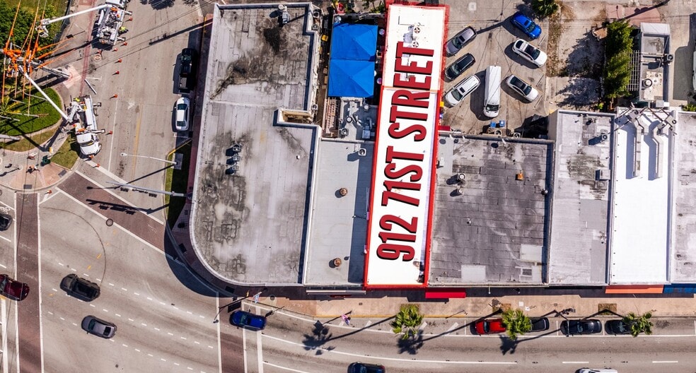 More Photos Of 912 71st St, Miami Beach Bar For Sale