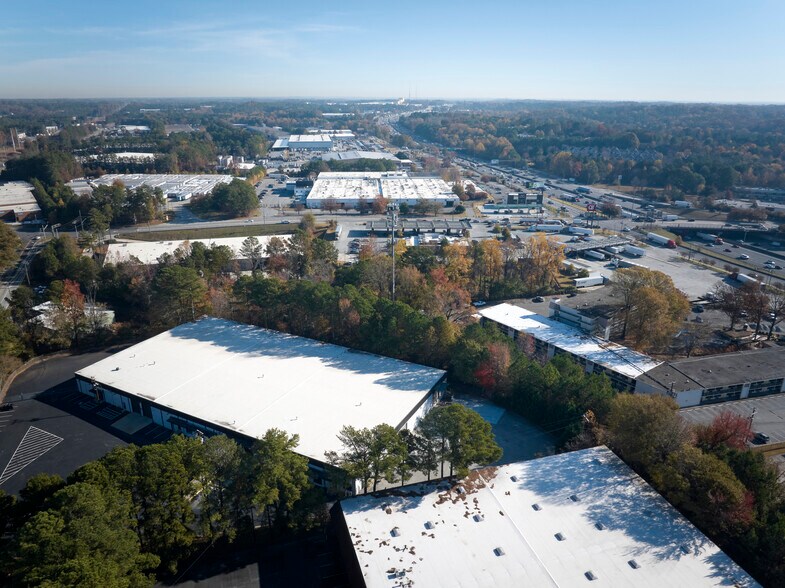 More Photos Of 3645 Oakcliff Rd, Doraville Warehouse For Sale