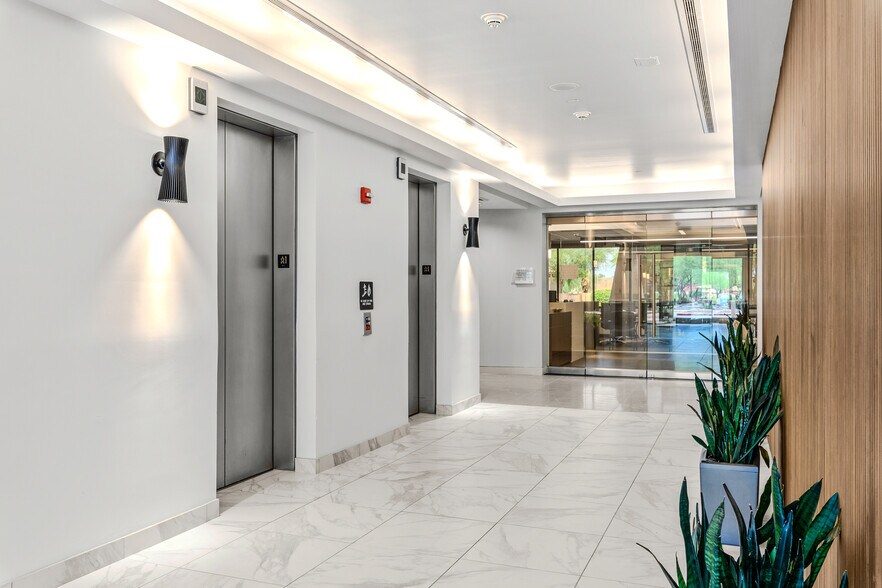 More Photos Of 9977 N 90th St, Scottsdale Medical For Lease