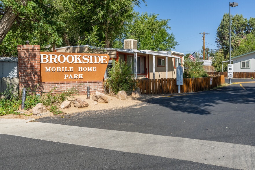 More Photos Of 85 Schoeber Ln, Bishop Manufactured Housing Mobile Home Park For Sale