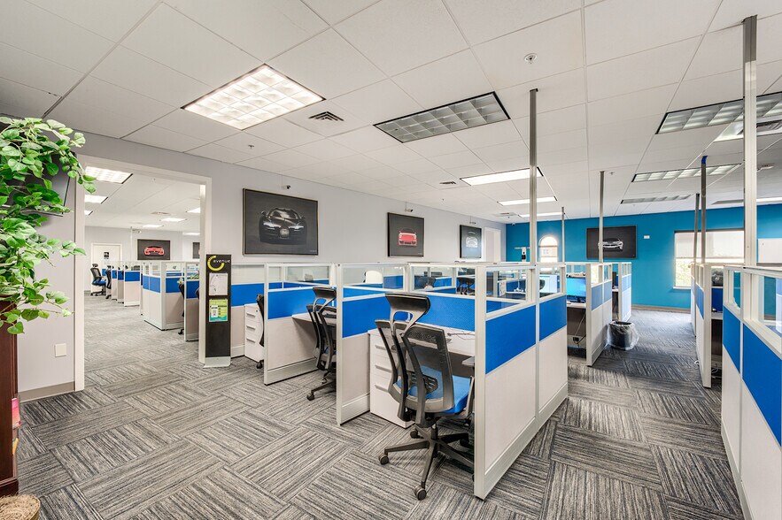 More Photos Of 24031 Tamiami Trl, Bonita Springs Office For Lease