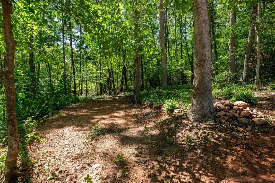 More Photos Of 637 Odell Rd, Liberty Land For Sale