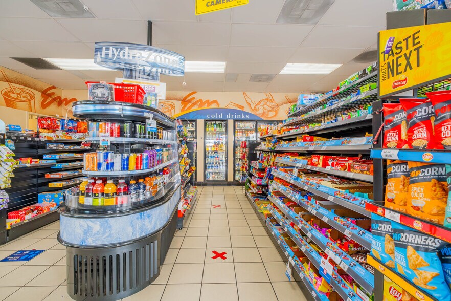 More Photos Of 5740 Atlantic Ave, Long Beach Service Station For Sale