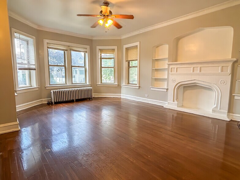 More Photos Of 9019 S Bishop St, Chicago Apartments For Sale