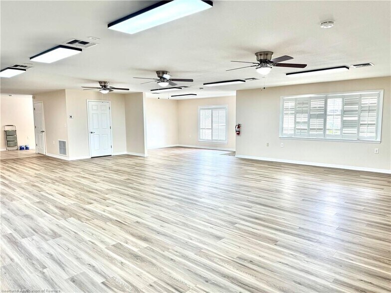 More Photos Of 900 Hillcrest Ave, Lake Placid General Retail For Lease