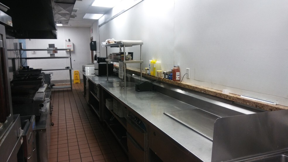 More Photos Of 11681 Westheimer Rd, Houston Restaurant For Sale