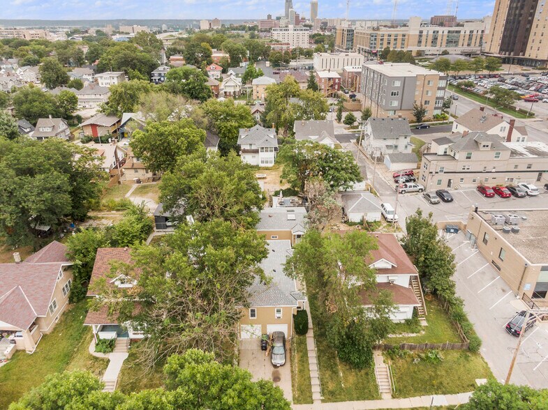 More Photos Of 121 N 35th Ave, Omaha Multifamily For Sale