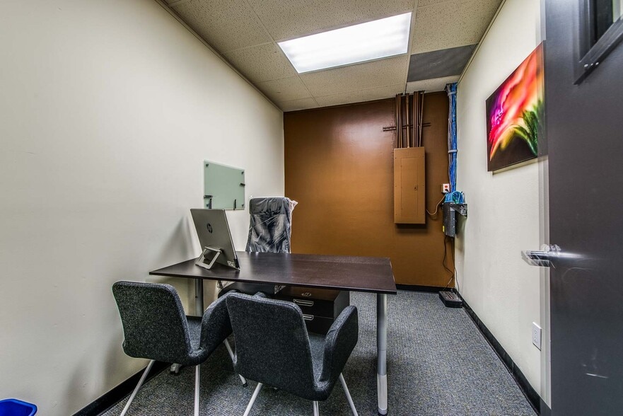 More Photos Of 1301 E Orangewood Ave, Anaheim Office For Sale