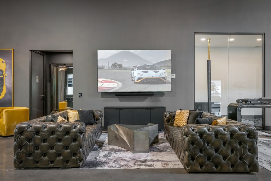 More Photos Of 12 Mauchly, Irvine Research And Development For Sale