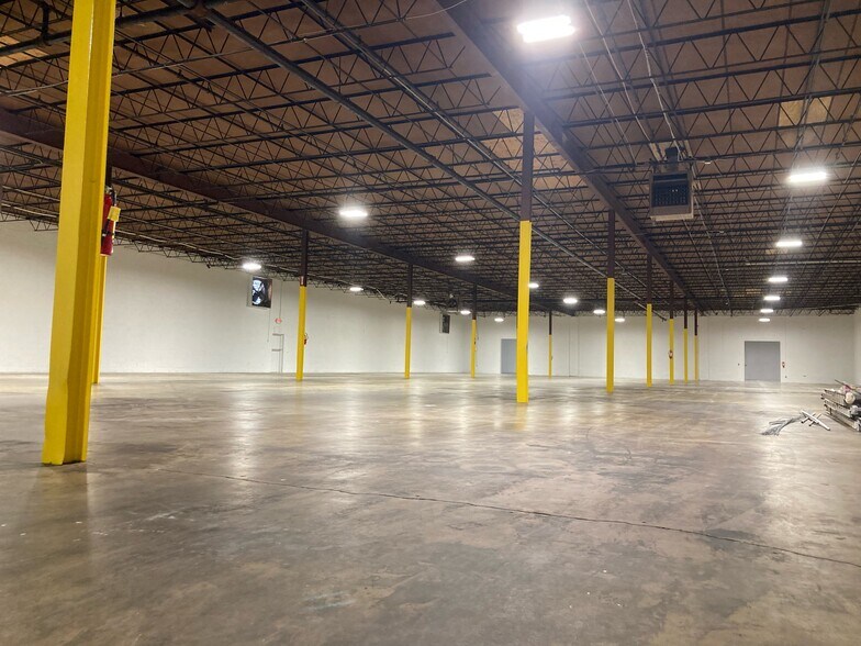 More Photos Of 4415 Commerce Dr Sw, Atlanta Warehouse For Lease