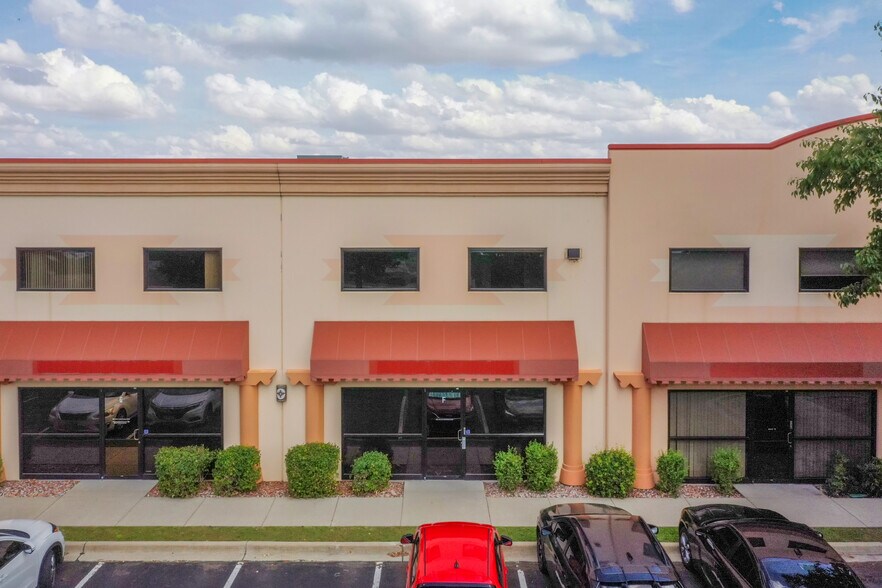 More Photos Of 7030 E 46th Avenue Dr, Denver Warehouse For Sale