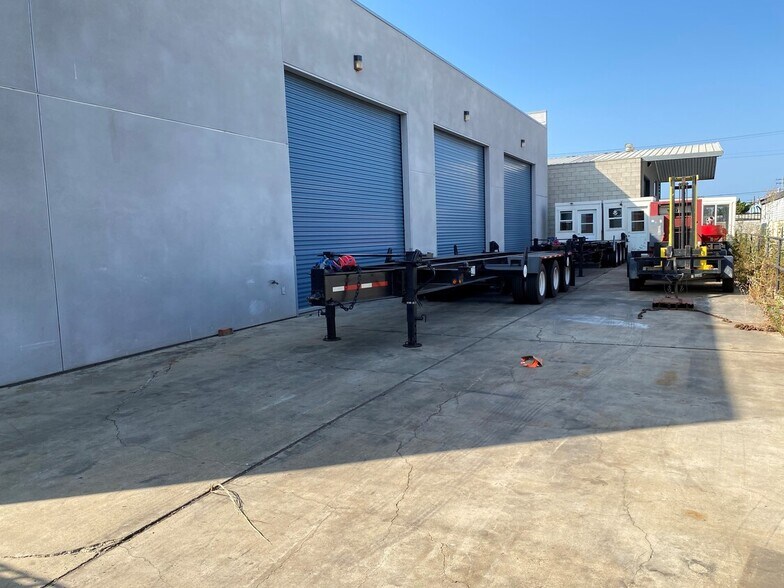 More Photos Of 1920 McKinley Ave, National City Warehouse For Lease