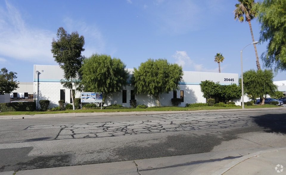 More Photos Of 20445 S Gramercy Pl, Torrance Flex For Lease