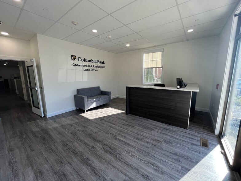 More Photos Of 325 S Main St, Doylestown Storefront Retail Office For Sale