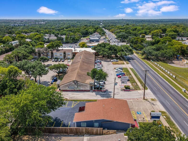 More Photos Of 4311 S 1st St, Austin Office For Lease