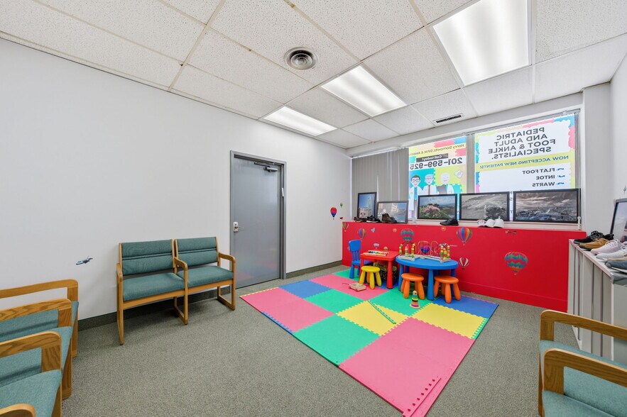 More Photos Of 299 Forest Ave, Paramus Office For Sale