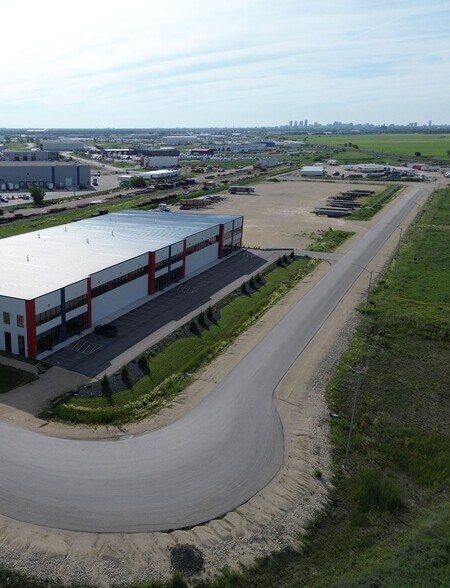 More Photos Of 3125 Red Fife Rd, Winnipeg Distribution For Sale
