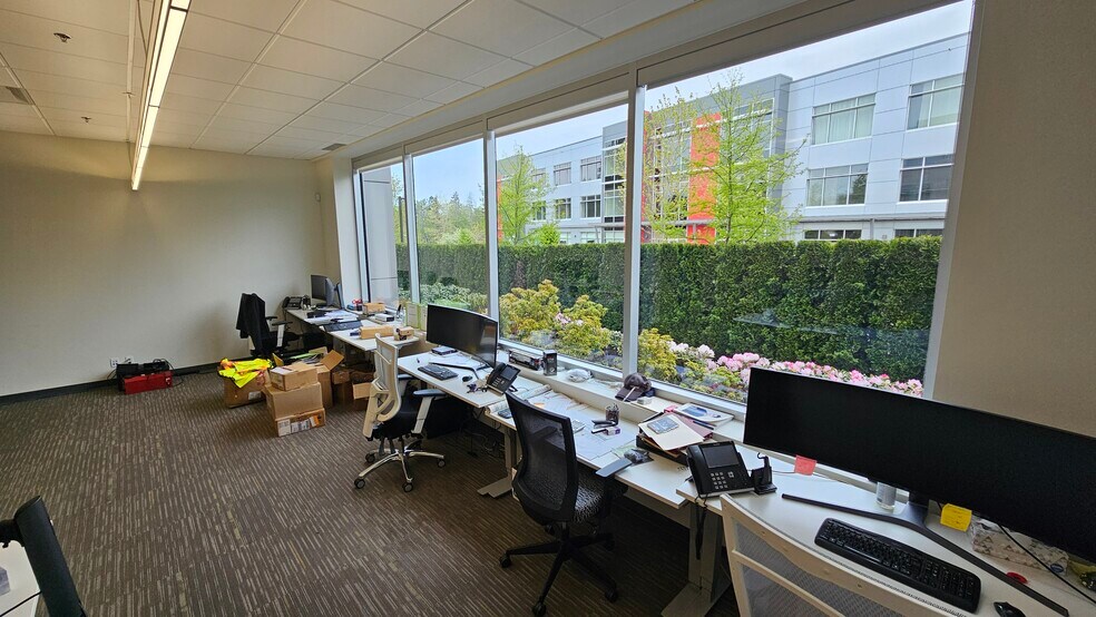 More Photos Of 8047 199th St, Langley Office For Sale
