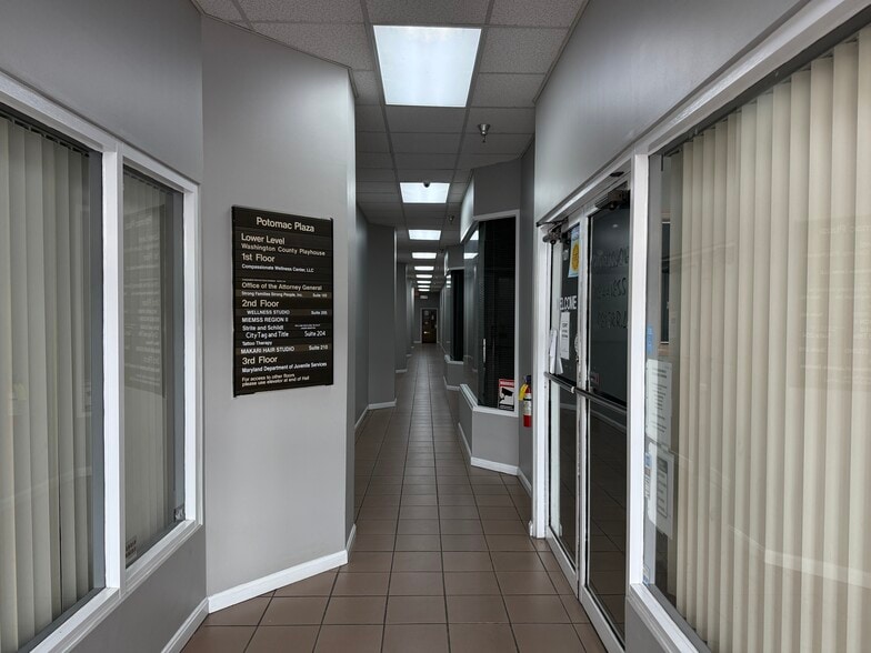 More Photos Of 44 N Potomac St, Hagerstown Office For Sale