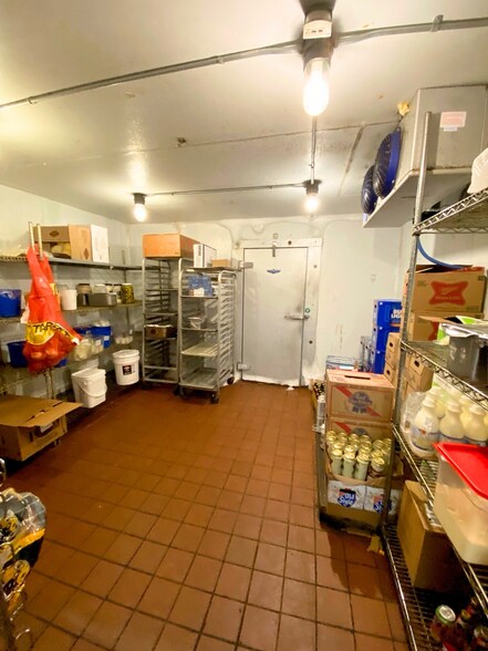More Photos Of 340 W Northland Ave, Grand Chute Restaurant For Sale
