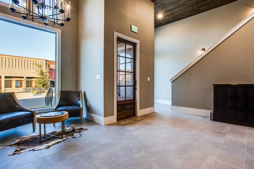 More Photos Of 1024 Halsell St, Bridgeport Storefront Retail Office For Sale