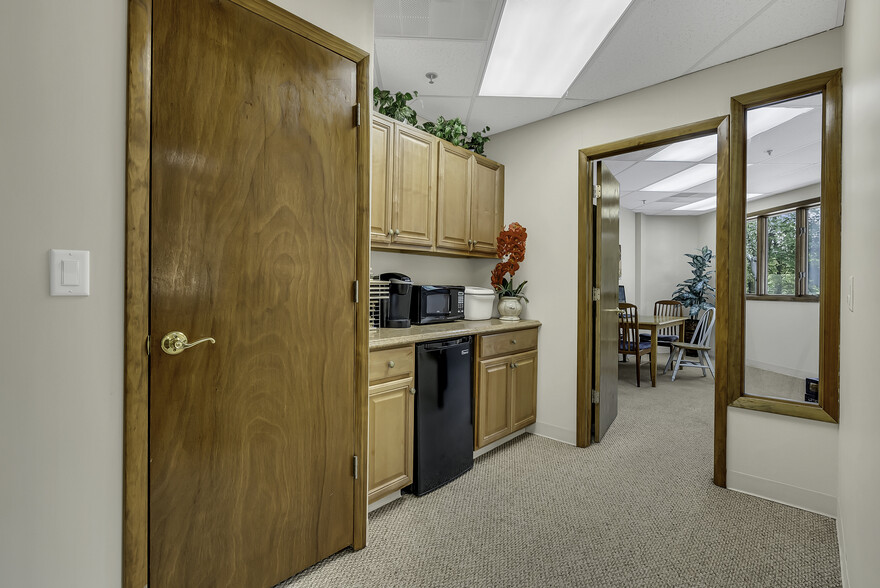 More Photos Of 2130 Highway 35, Sea Girt Medical For Sale