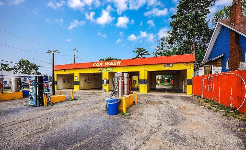 Primary Photo Of 7321 Hamilton Ave, Cincinnati Carwash For Sale